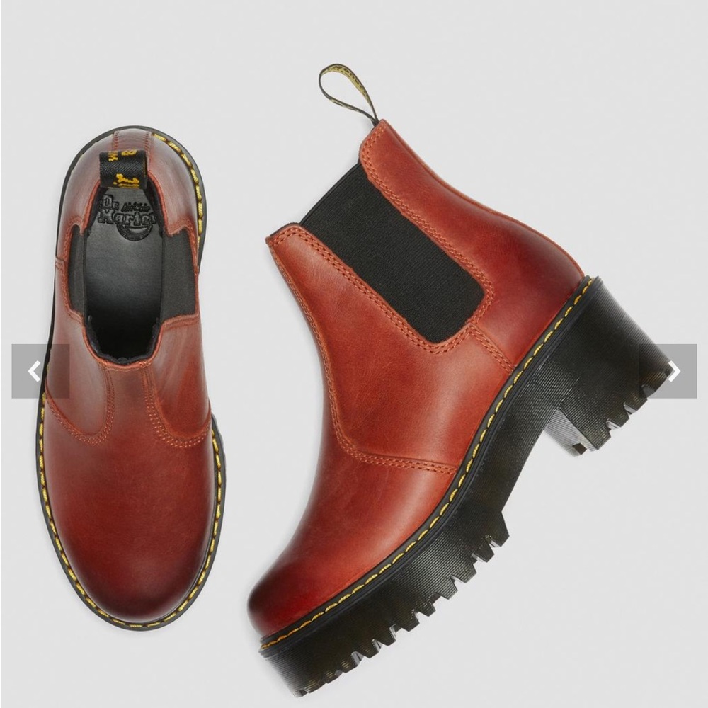 DOC MARTEN ROMETTY BOOTS IN BRICK SZ 7